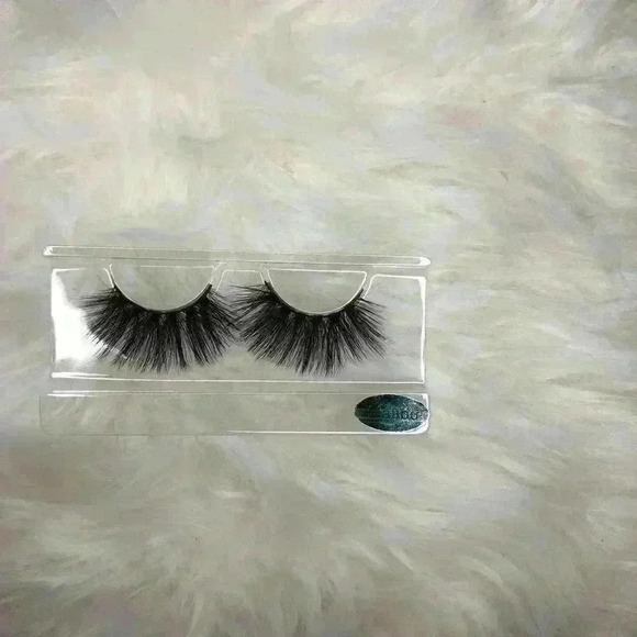 Lash Style Malibu - Picture 3 of 4